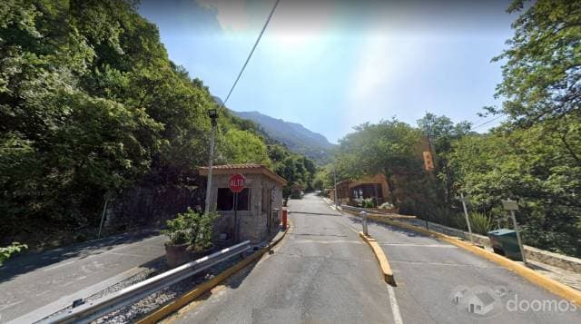 Terreno en Venta en Chipinque - 1