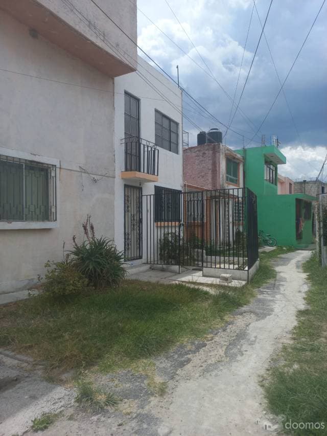 Venta De Casa En Lares De San Alfonso - 1