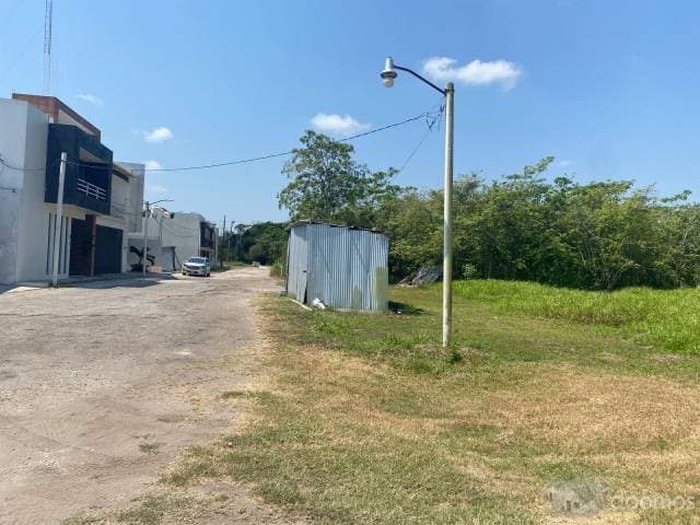 EXCELENTE OPORTUNIDAD, TERRENO EN VENTA EN COLONIA LAS ROSAS - 1