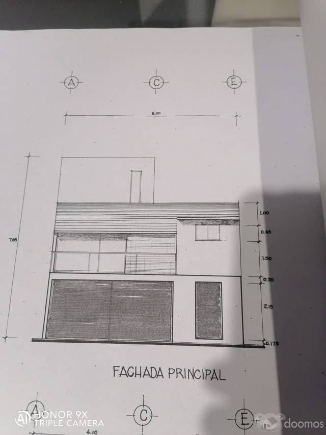 CASA EN VENTA EXCELENTE UBICACION - 1
