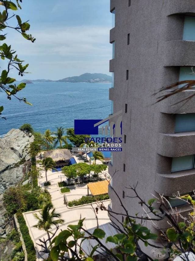 D201 Departamento en Venta 3 recámaras Ixtapa Seccion Contramar - 1