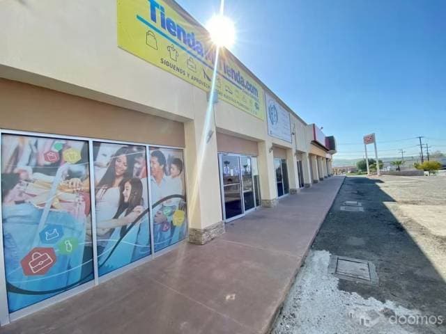 Venta de Centro Comercial de 880m2 en La Gloria, Tijuana. - 1