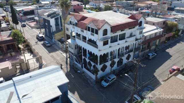 Venta de Edificio de 8 departamentos en venta en La Escondida, Tijuana. - 1
