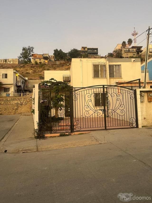 Renta Casa Infonavit Fidel Velazquez, Tijuana - 1
