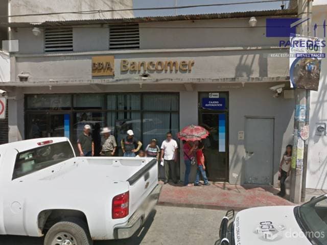 B705 Local comercial Bancario en Venta Frente a Parque Central Chiapas - 1