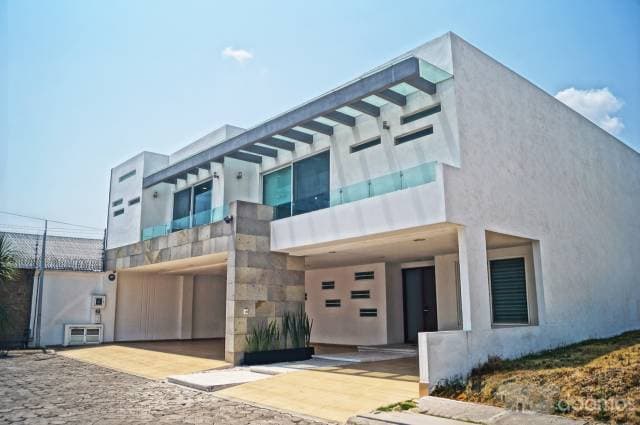 CASA EN VENTA EN PUEBLA ENFRENTE DE UNIVERSIDAD IBEROAMERICANA - 1
