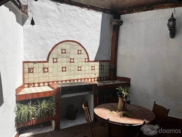 CASA MUY ILUMINADA, CON DOS TERRAZAS, EN BALCONES DE LA HERRADURA - 1