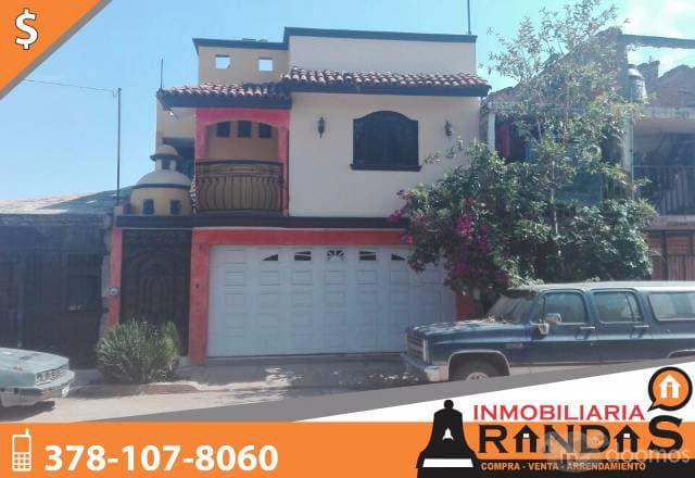 Venta de casa nueva con acabados en forja y madera - 1