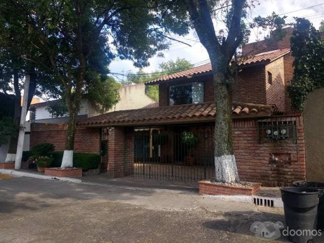 Preciosa Casa Segura y Discreta en Cerrada Central ESQ GUTIERREZ ZAMORA, Las Aguilas, Alvaro Obregón - 1