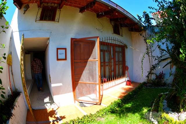 Departamento para 3 o 4 personas, en dos plantas, cerca del teatro del Estado - 1