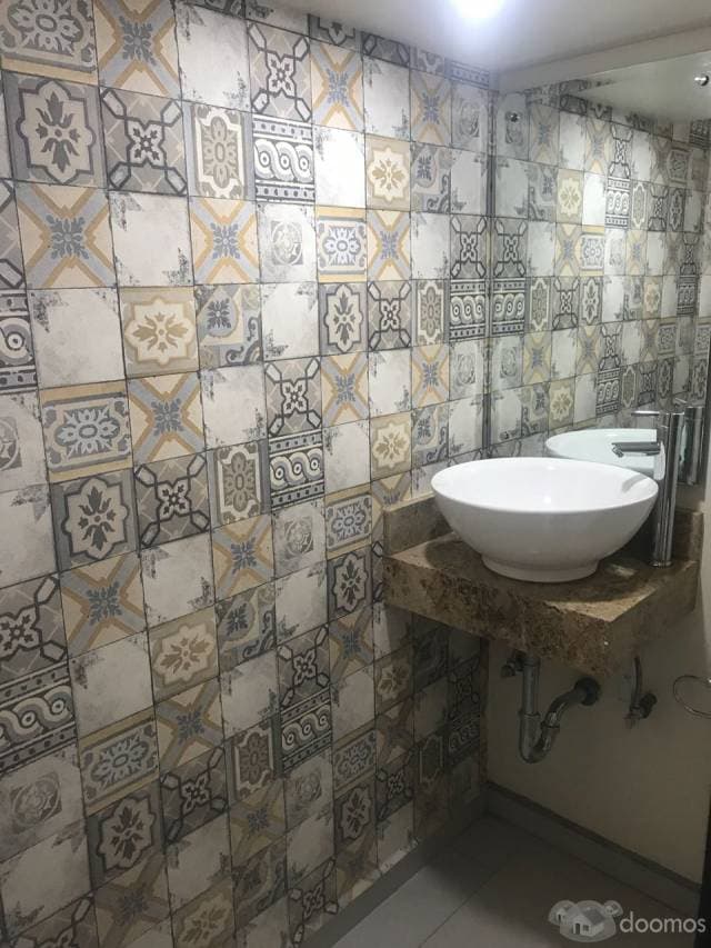 CASA EN VENTA CON EXCELENTES ACABADOS EN FRACCIONAMIENTO VILLAS UNIVERSIDAD CERCA DEL SIGLO XXI UAZ - 1