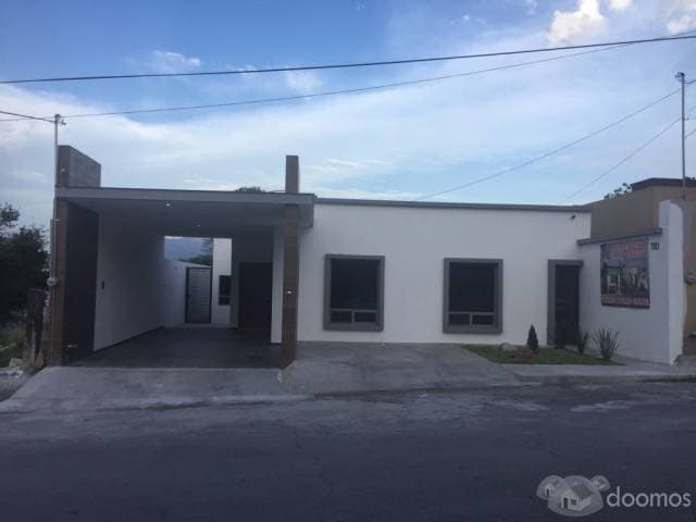 PRECIOSA CASA EN VENTA EN UNO DE LOS MEJORES SECTORES DE MONCLOVA EN GUADALUPE - 1