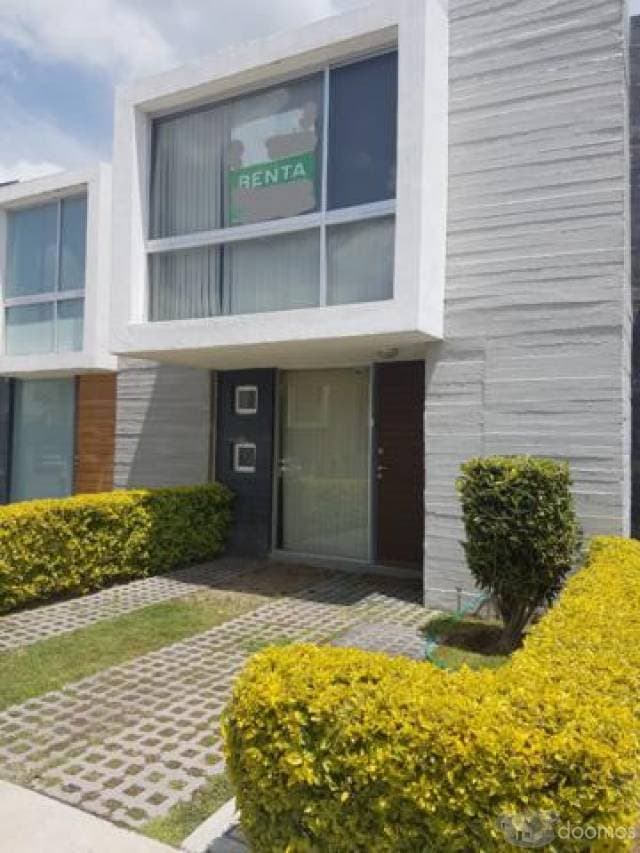 Se renta casa en Irapuato Gto. fraccionamiento Misión - 1