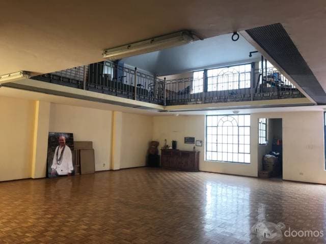 EDIFICIO EN RENTA SOBRE LA CALZADA - 1
