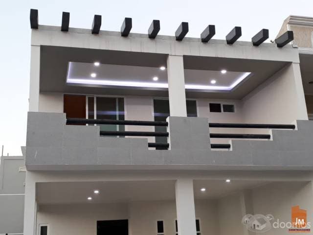 HERMOSA CASA TOTALMENTE RENOVADA - 1