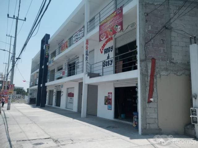 En Renta 2 Locales Comerciales en Tecamac, Carretera Federal Mex-Pachuca - 1
