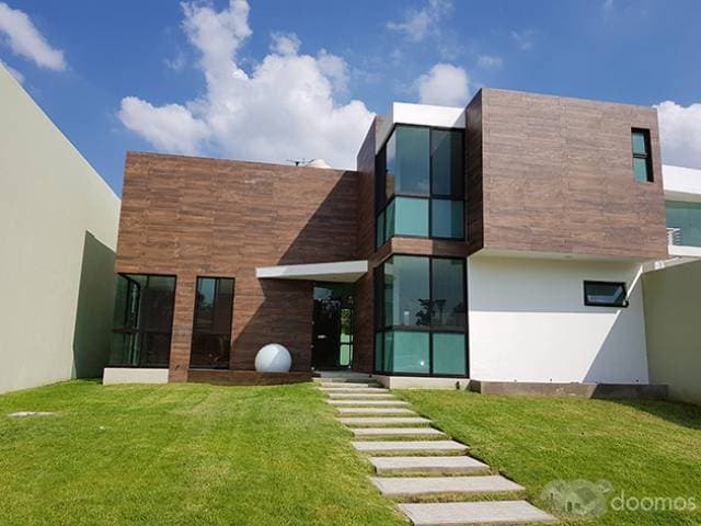 Se Vende Casa - Construcción nueva - 1