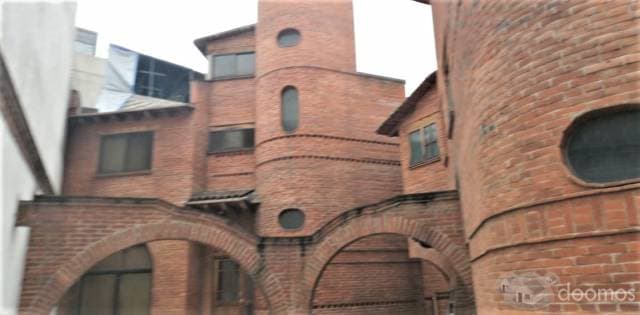 RESIDENCIA VENTA 309 M2. DE TERRENO 325 M2. CONSTRUCCIÓN EXCELENTES CONDICIONES - 1