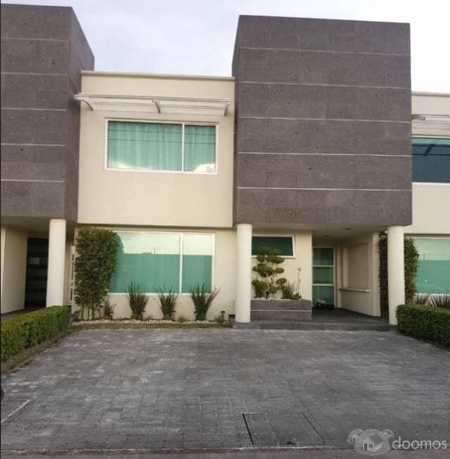 Casa Condominio  en venta en Metepec $2,510,000.00 pesos. - 1