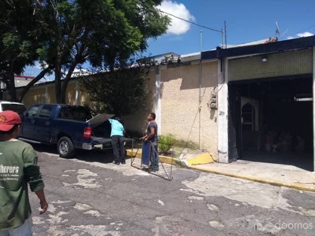 SE VENDE EXCELENTE BODEGA - 1