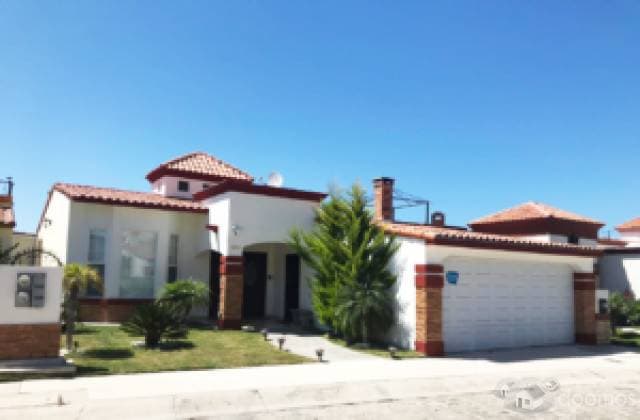Hermosa Casa con Terraza! - 1