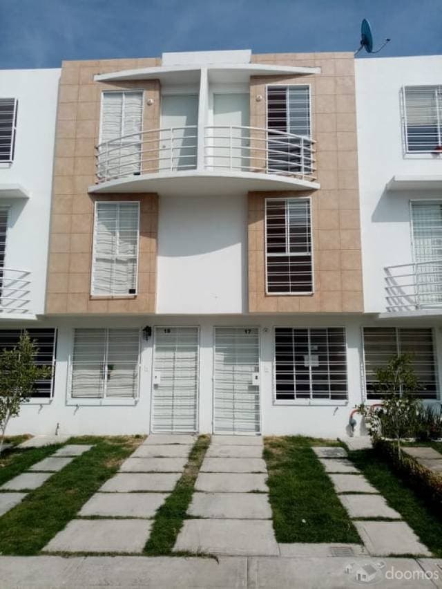 Rento Casa NUEVA 4 Rec en Privada, Bosques de los Héroes, Tecámac - 1