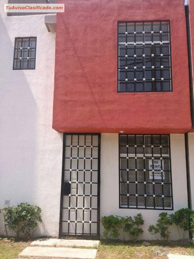 CASA EN RENTA UBICADA EN REAL DE SAN FERNANDO, CUAUTITLAN. - 1