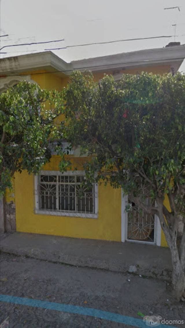 CASA EN VENTA EN TOLUQUILLA - 1