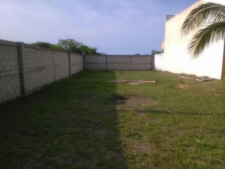 Magnifico terreno en lomas residencial - 1