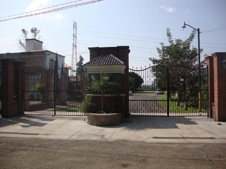 HERMOSO TERRENO en FRACCIONAMIENTO: Son 1,000 m2 - 1