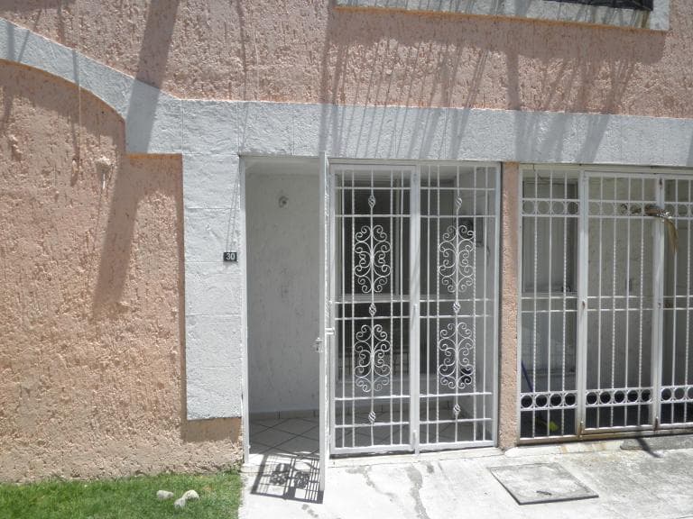 PRECIOSA CASA EN NICOLAS ROMERO - 1