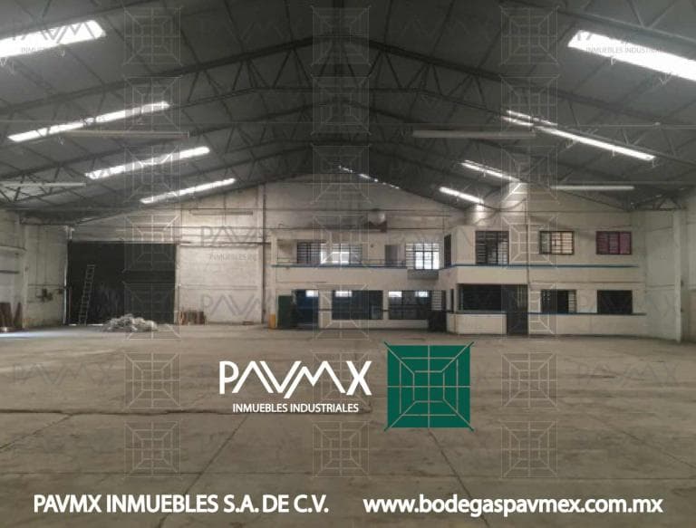 BODEGA EN RENTA 5,540m2 SANTA CLARA - 1