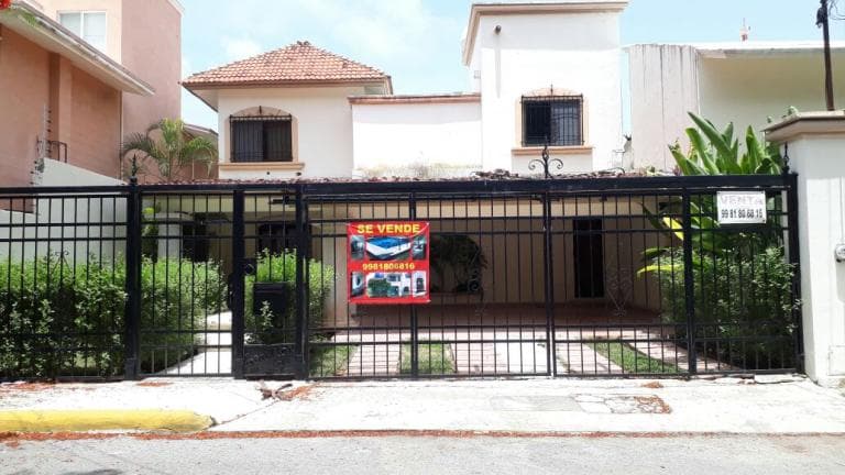 Preciosa casa en Smz. 15 - 1