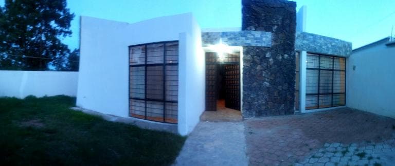 CASA AMPLIA REMODELADA UNA PLANTA JARDINES DE DGO. - 1