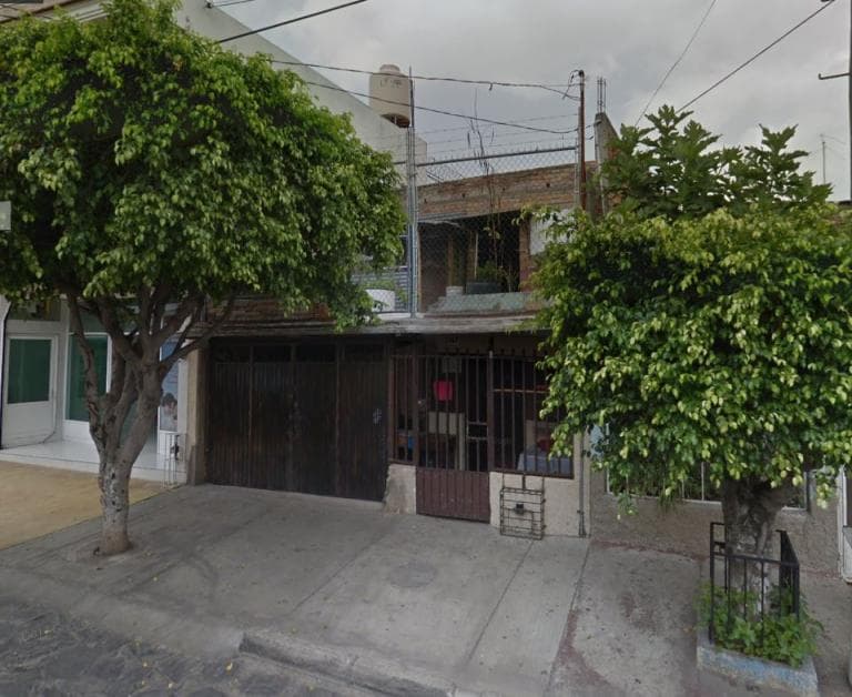 Casa en Venta, Col. Heliodoro Hernández Loza, Guadalajara, J - 1