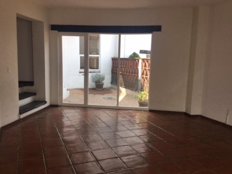 Casa en renta con jardín, Fuente de Plazuela - 1