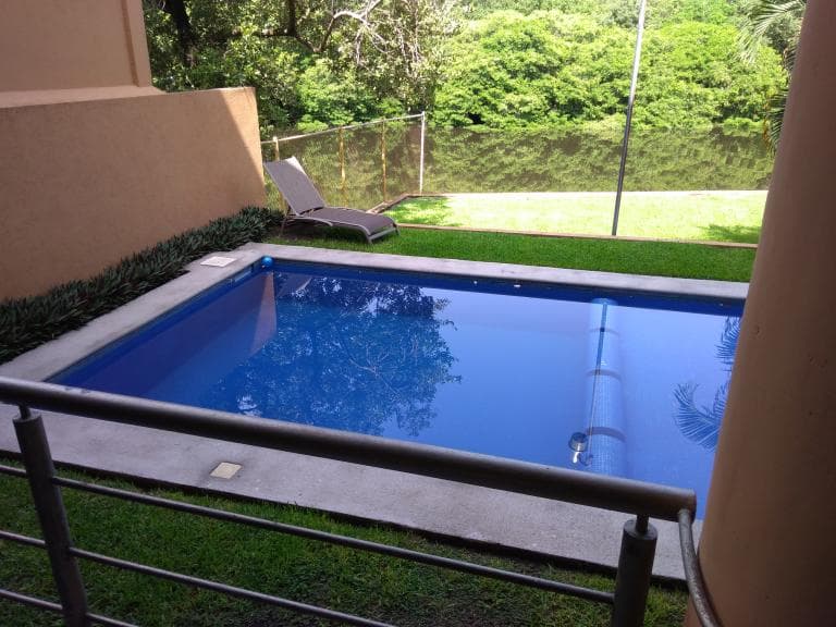 Hermoso departamento a orilla de rio y manglares - 1