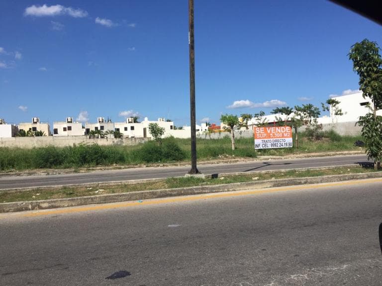 Terreno En Xcumpich cerca de Vía Montejo Y Liverpool - 1
