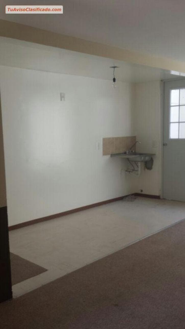 CASA EN RENTA UBICADA EN REAL DE SAN FERNANDO, CUAUTITLAN. - 1