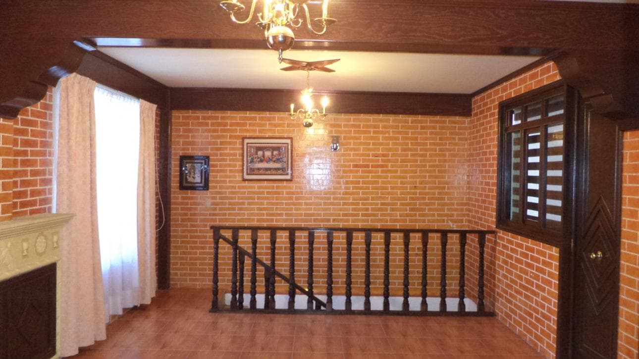 VIVE VENDE CASA SOLA EN CHIMALHUACÁN, ESCRITURADA - 1