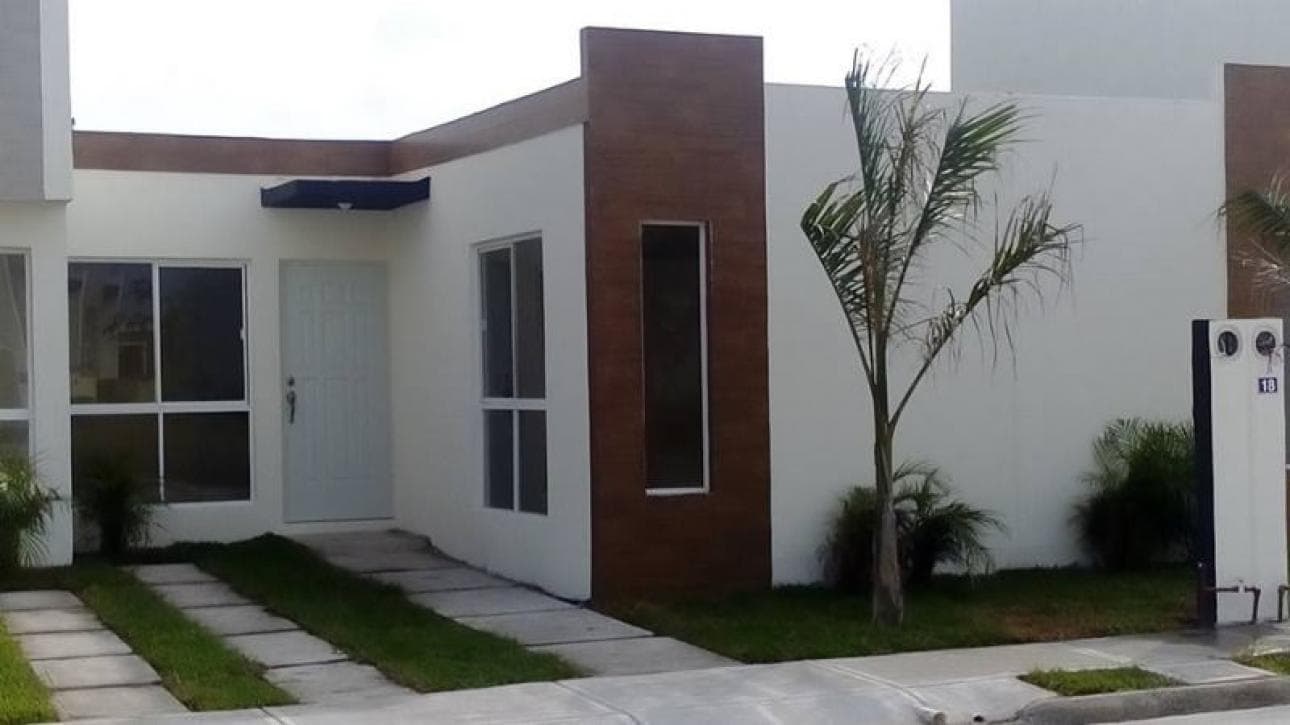 Casa Tradicional un Nivel, 2 rec. en Cluster Residencial - 1