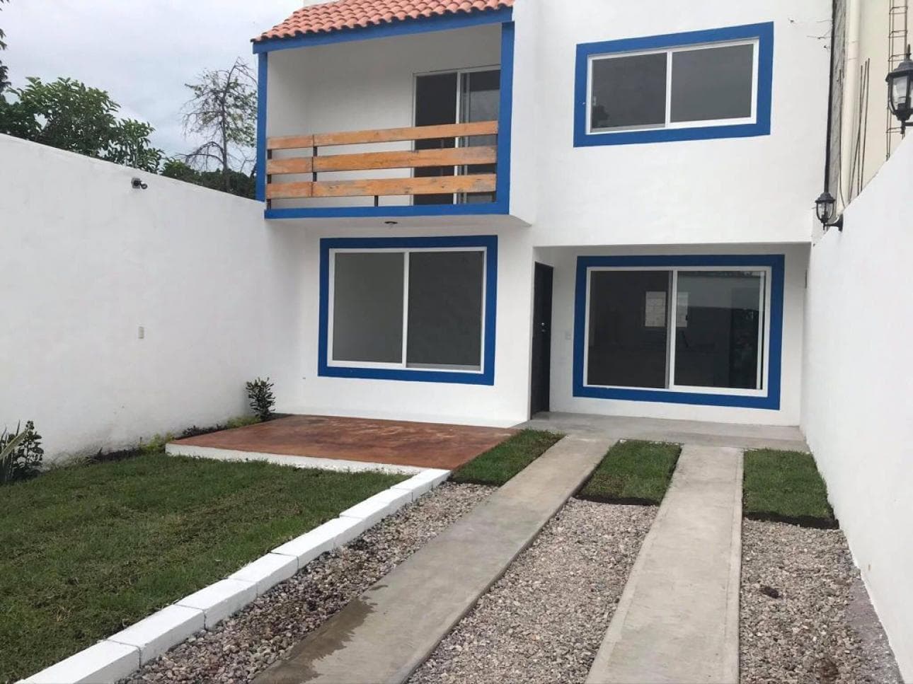 Casa atrás del Hotel Monte Carlo con escrituras, Jojutla - 1