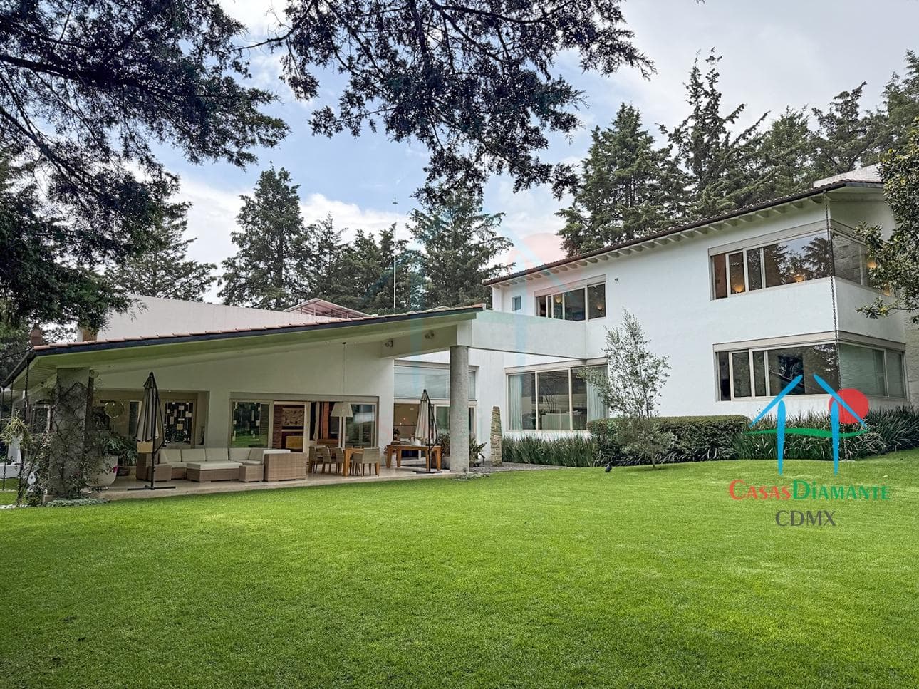 Residencia de Lujo con Bosque Privado, Jardín y Domótica - 1