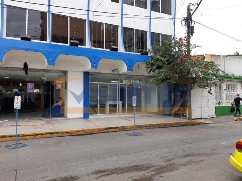 RENTA DE LOCAL COMERCIAL PLANTA BAJA COL. TAJIN EN POZA RICA VERACRUZ, Tajin - 1