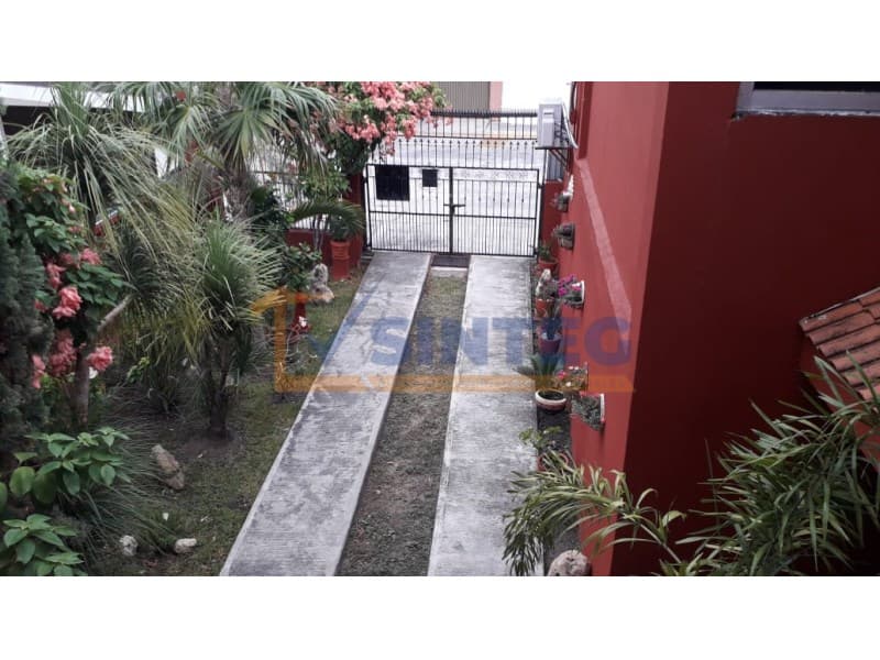 RENTA DE HABITACION SEMI AMUEBLADA COL. CAZONES, POZA RICA, Cazones - 1