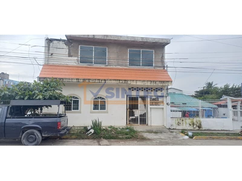 VENTA DE EDIFICIO CON 6 DEPARTAMENTOS COL. REVOLUCION, POZA RICA, Revolución - 1