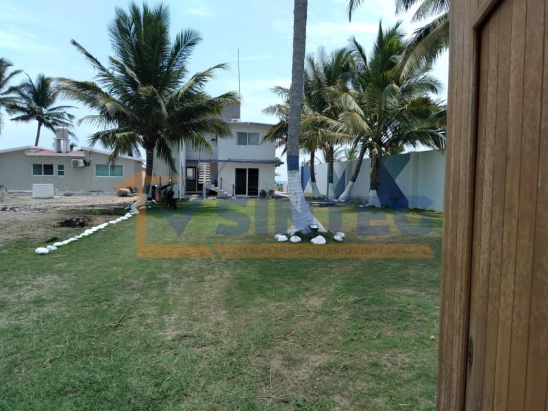HERMOSA CASA DE PLAYA FRENTE AL MAR CON UN ROOF GARDEN INCREIBLE, COSTA ESMERALDA, VERACRUZ, Ricardo Flores Magón - 1