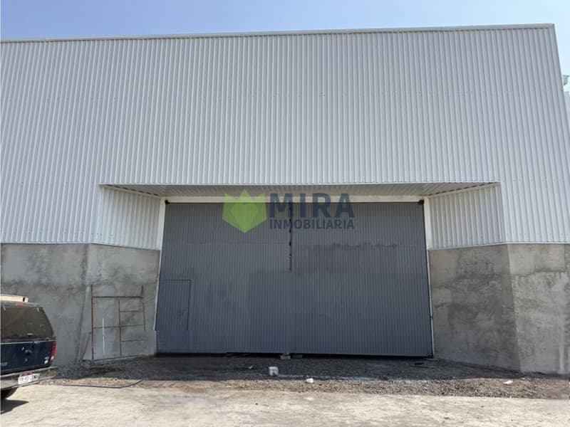 BODEGAS EN RENTA DESDE 450M2 EN ZAMORA, POR EL AERODROMO, Romero de Guzmán - 1