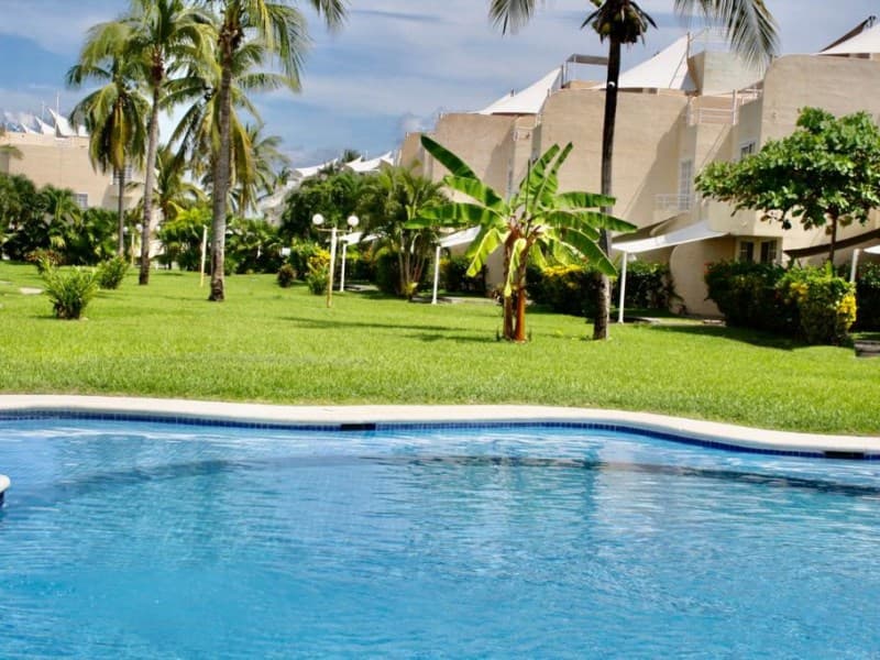 Renta por día casa de 3 recámaras en Puente del Mar, Playa Diamante - 1