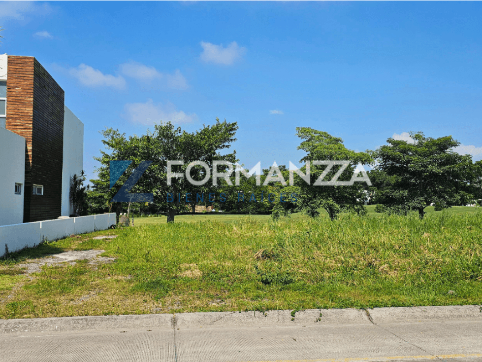 Terreno en Venta en Residencial Altozano, Cuauhtémoc, Colima - 1